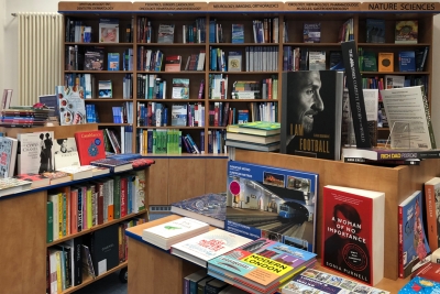 КНИЖНЫЙ OXFORD BOOKSHOP